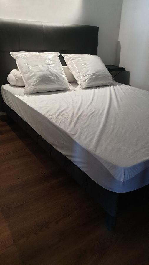 Les Vagues Au Balcon Apartamento Empuriabrava Exterior foto