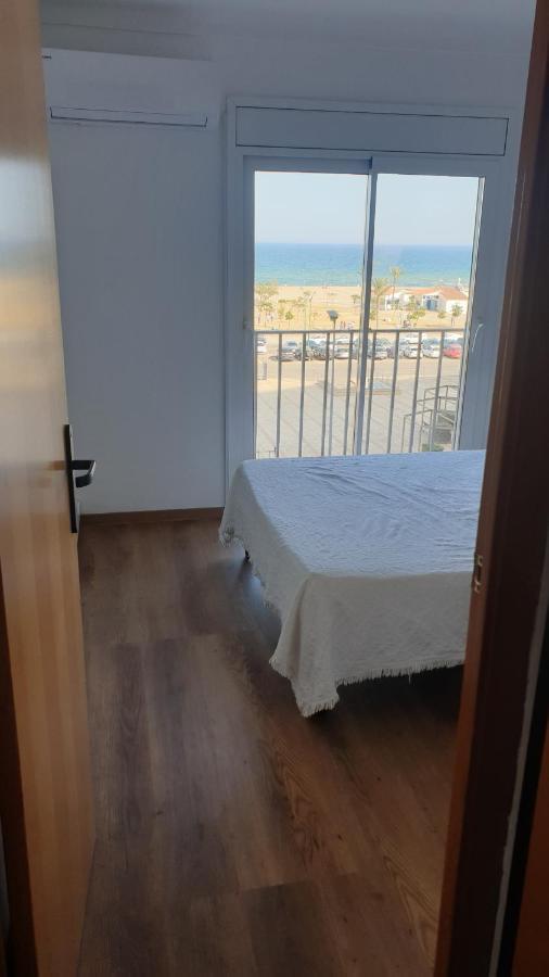 Les Vagues Au Balcon Apartamento Empuriabrava Exterior foto